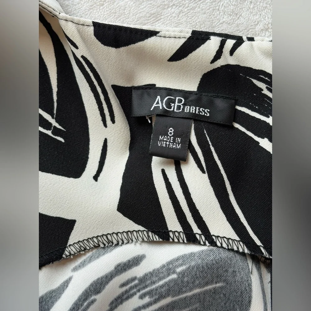 AGB - Black and White Patterned Dress - Size 8 - Picture 12 of 15